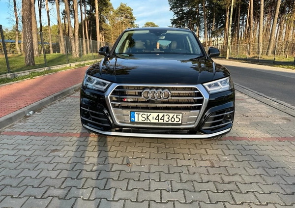 Audi Q5 cena 116000 przebieg: 117000, rok produkcji 2018 z Suchedniów małe 379